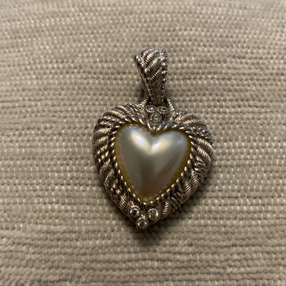 Judith Ripka sterling Silver and Mabe Pearl Look Necklace Enhancer/Pendant NWOT